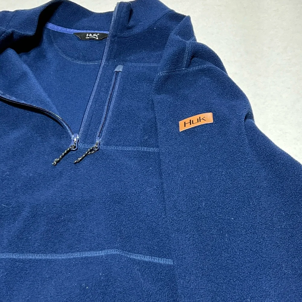 HUK brand 1/4 zip fleece style pull over jacket size XL